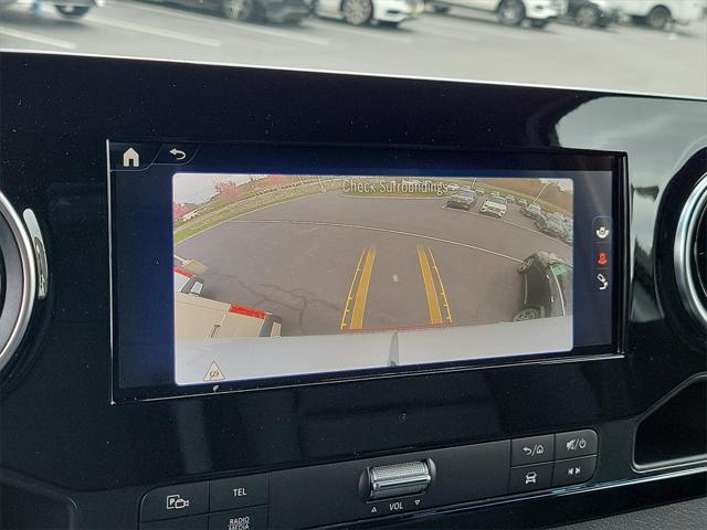 Photo of 2024 White Mercedes-Benz Sprinter 2500