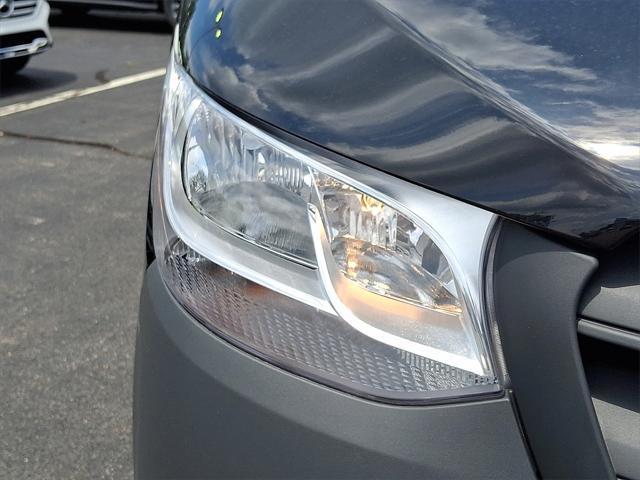 Photo of 2025 Black Mercedes-Benz Sprinter 2500