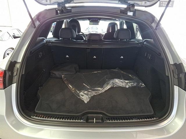 Photo of 2025 Mercedes-Benz GLC 350e