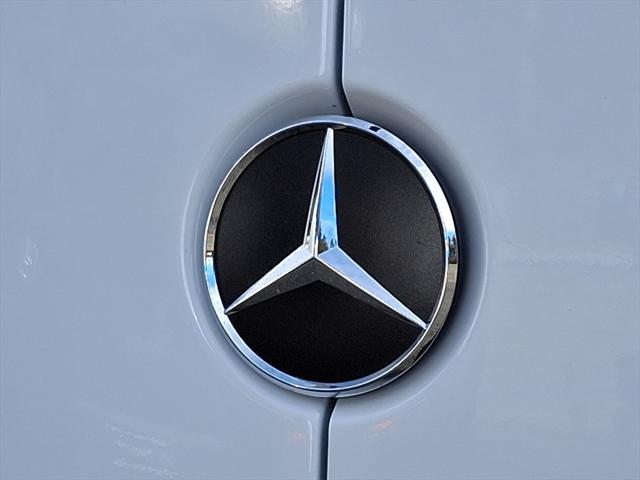Photo of 2025 White Mercedes-Benz Sprinter 2500