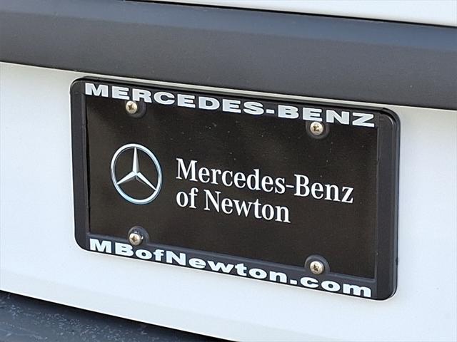 Photo of 2025 White Mercedes-Benz Sprinter 2500