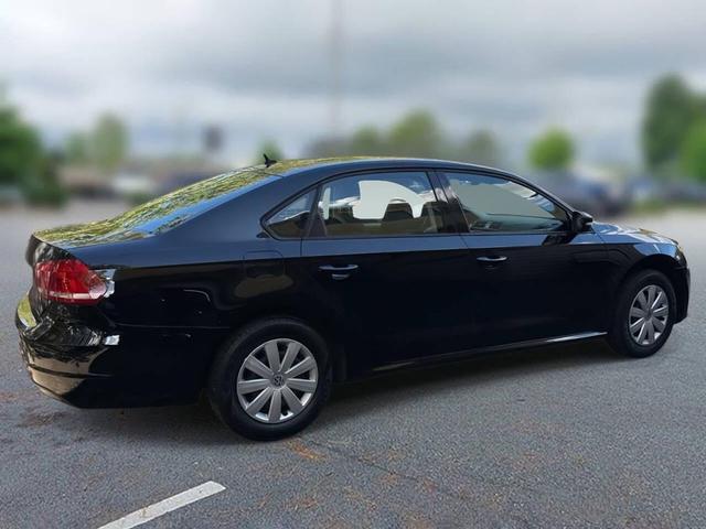 Photo of 2013 Black Volkswagen Passat
