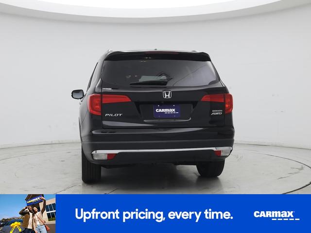 Photo of 2017 Black Honda Pilot