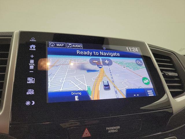 Photo of 2017 Black Honda Pilot