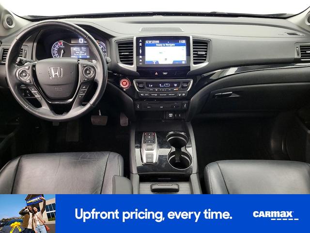 Photo of 2017 Black Honda Pilot