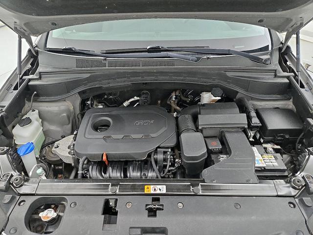 Photo of 2018 Gray Hyundai Santa Fe Sport