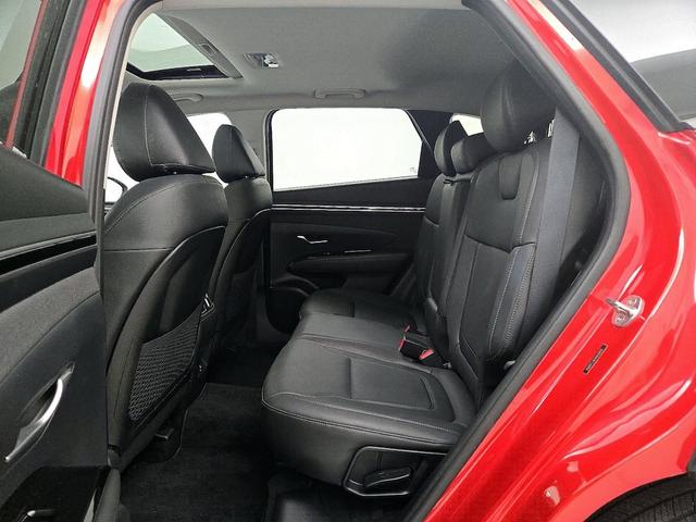 Photo of 2022 Red Hyundai TUCSON