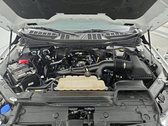 Photo of 2022 White Ford F-150