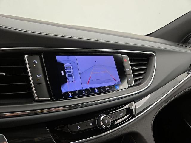 Photo of 2022 White Buick Enclave