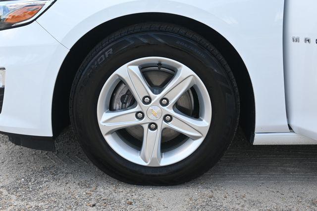 Photo of 2023 Summit White Chevrolet Malibu