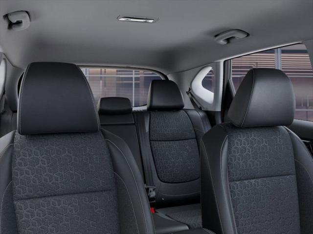 Photo of 2025 Snow White Pearl Kia Seltos