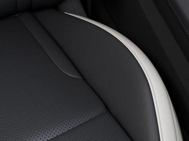 Photo of 2026 Aurora Black Pearl Kia K5