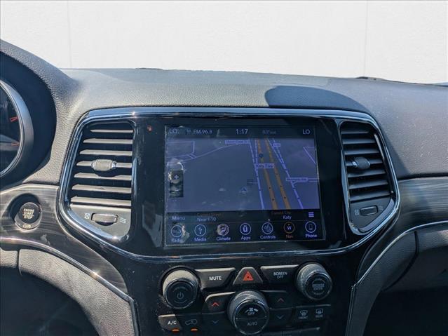 Photo of 2019 Bright White Clearcoat Jeep Grand Cherokee