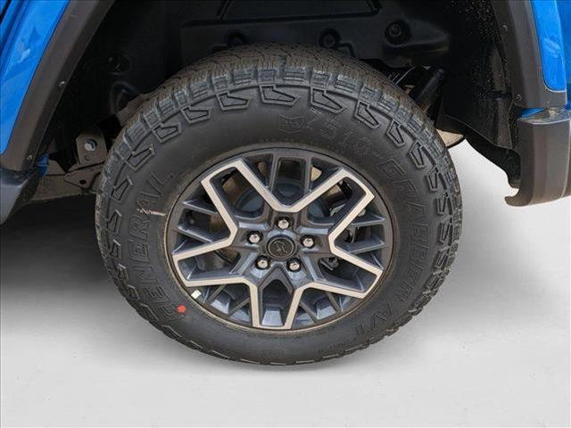 Photo of 2025 Hydro Blue Pearlcoat Jeep Wrangler