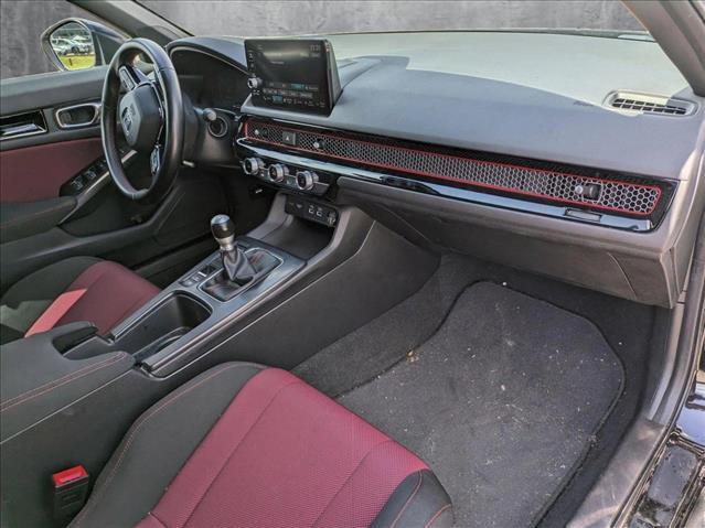 Photo of 2022 Crystal Black Pearl Honda Civic Si