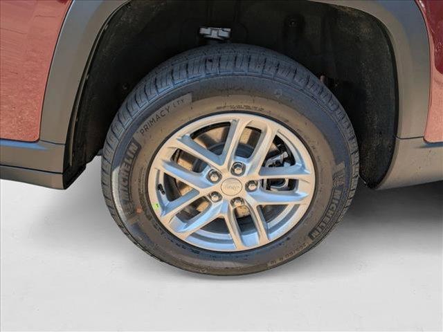 Photo of 2025 Velvet Red Pearlcoat Jeep Grand Cherokee L