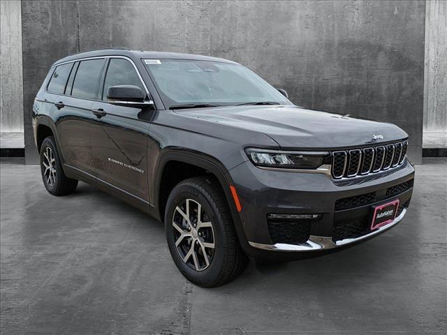 Photo of 2025 Metallic Jeep Grand Cherokee L