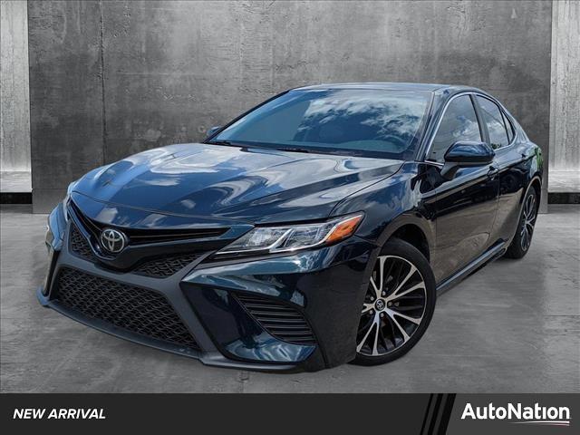 Photo of 2018 Galactic Aqua Toyota Camry
