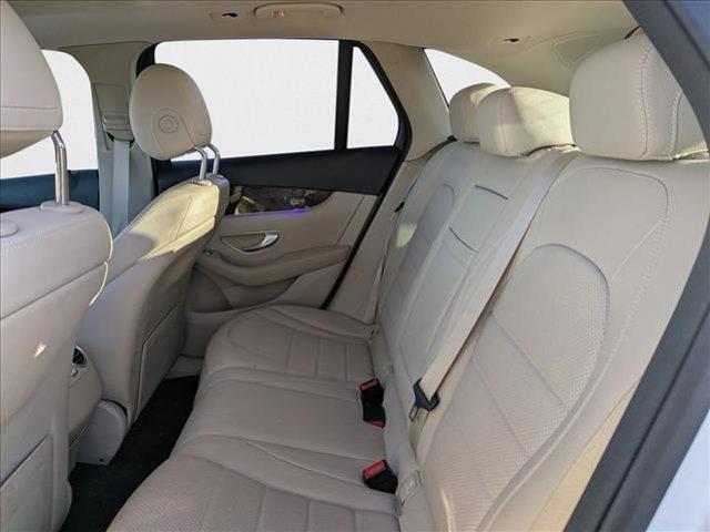 Photo of 2020 Polar White Mercedes-Benz GLC 300