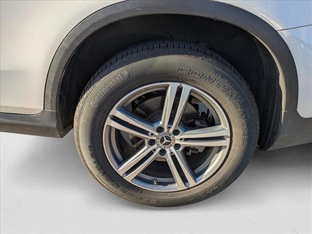 Photo of 2020 Polar White Mercedes-Benz GLC 300