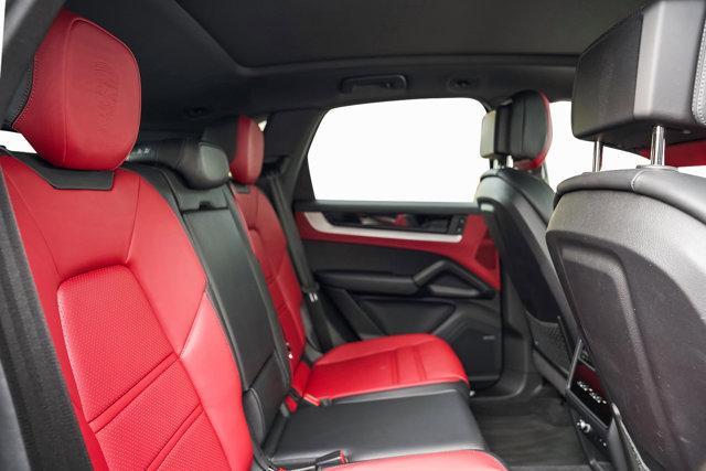 Photo of 2024 Gray Porsche Cayenne