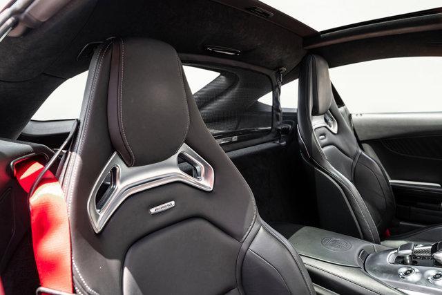 Photo of 2016 Red Mercedes-Benz AMG GT
