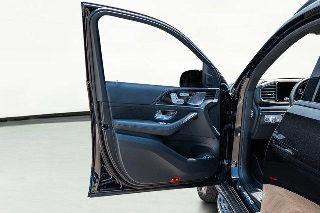 Photo of 2024 Black Mercedes-Benz AMG GLS 63