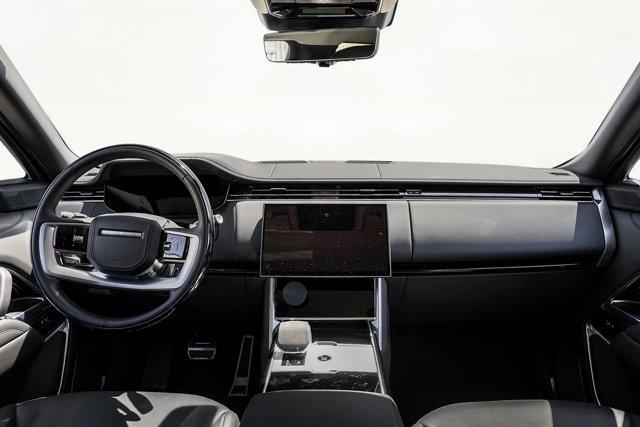 Photo of 2024 Gray Land Rover Range Rover