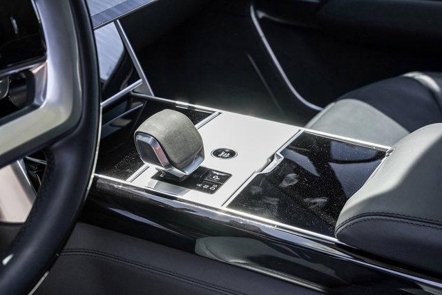 Photo of 2024 Gray Land Rover Range Rover