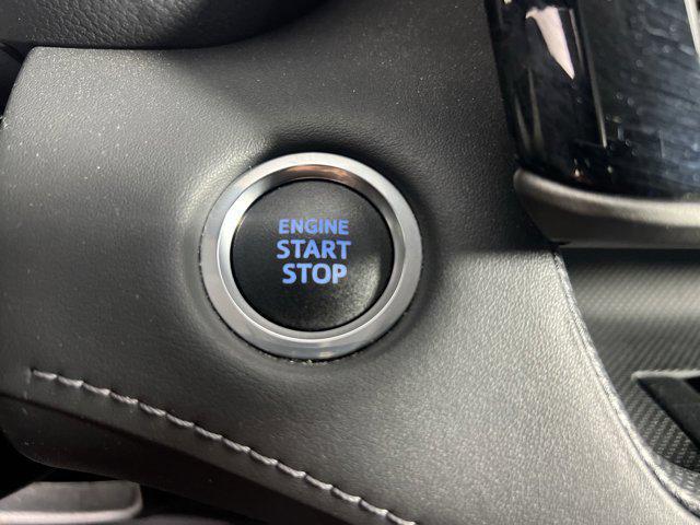 Photo of 2021 Celestial Silver Metallic Toyota Highlander