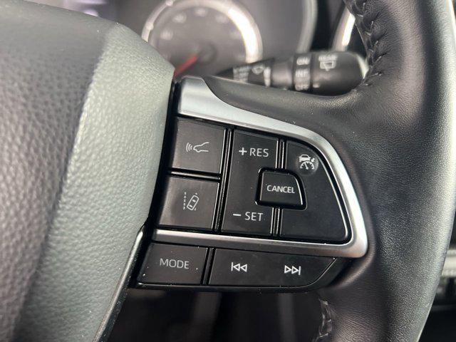 Photo of 2021 Celestial Silver Metallic Toyota Highlander