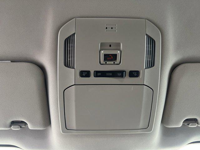 Photo of 2021 Celestial Silver Metallic Toyota Highlander