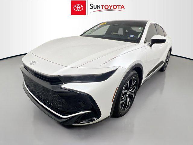 Photo of 2023 Oxygen White Toyota Crown