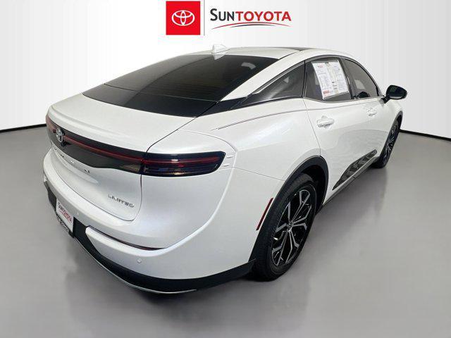 Photo of 2023 Oxygen White Toyota Crown