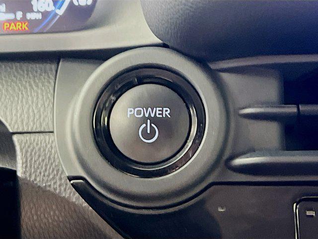 Photo of 2023 Oxygen White Toyota Crown