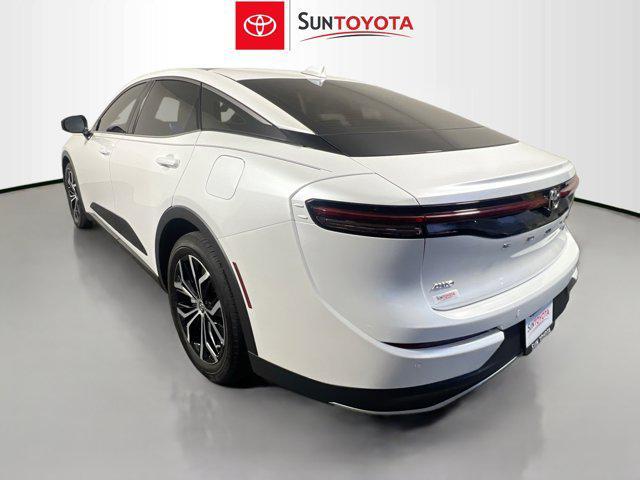 Photo of 2023 Oxygen White Toyota Crown