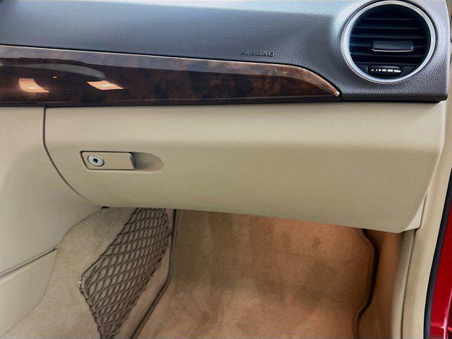 Photo of 2014 Mars Red Mercedes-Benz C-Class