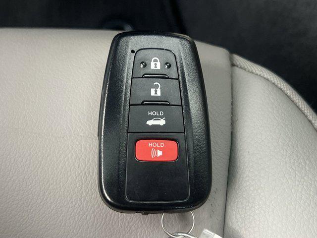 Photo of 2020 Wind Chill Pearl Toyota Camry
