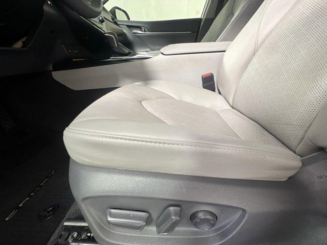 Photo of 2020 Wind Chill Pearl Toyota Camry