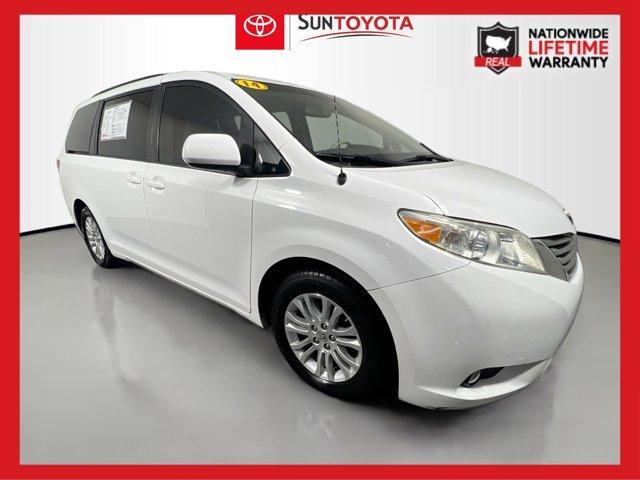 2014 Toyota Sienna