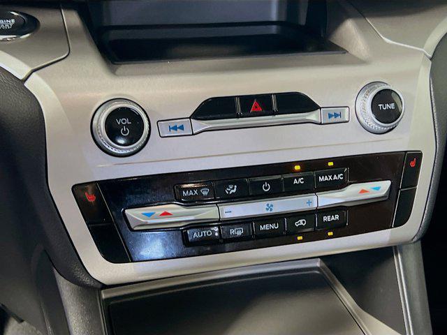 Photo of 2022 RAPID RED MET TINTED CC Ford Explorer
