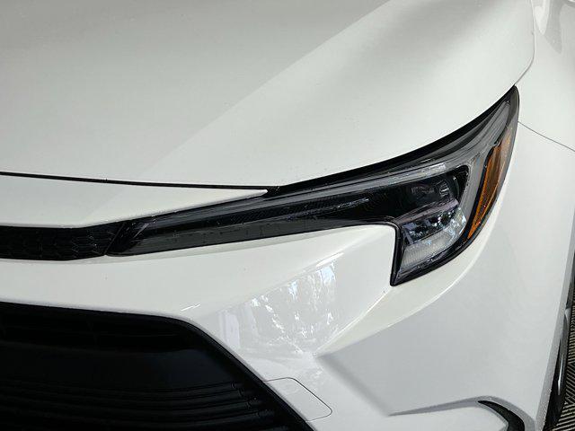 Photo of 2024 Ice Cap Toyota Corolla Hybrid