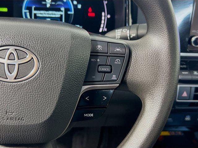 Photo of 2025 Celestial Silver Metallic Toyota Camry
