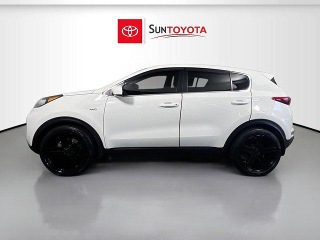 Photo of 2017 Clear White Kia Sportage