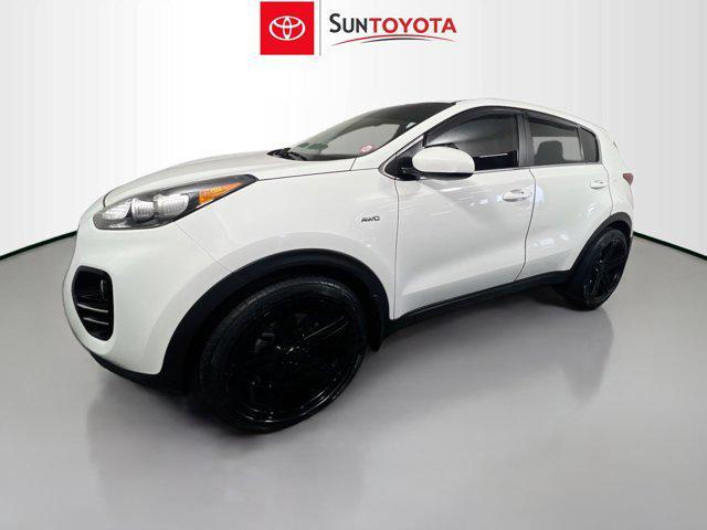 Photo of 2017 Clear White Kia Sportage