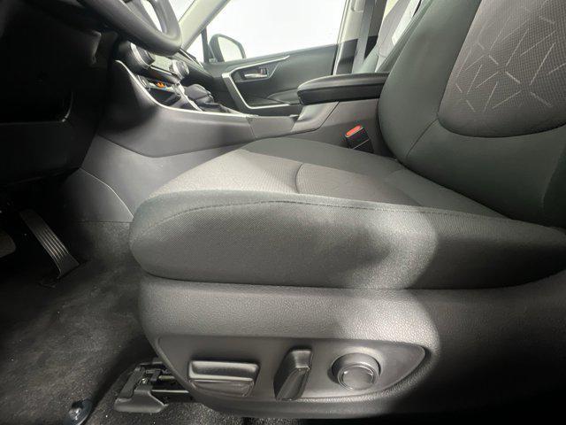 Photo of 2024 Silver Sky Metallic Toyota RAV4