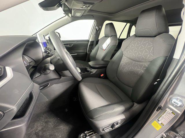 Photo of 2024 Silver Sky Metallic Toyota RAV4
