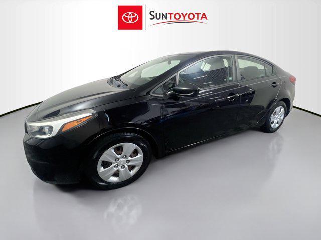 Photo of 2018 Aurora Black Kia Forte