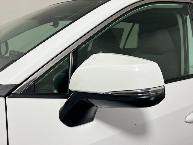 Photo of 2025 Ice Cap Toyota RAV4