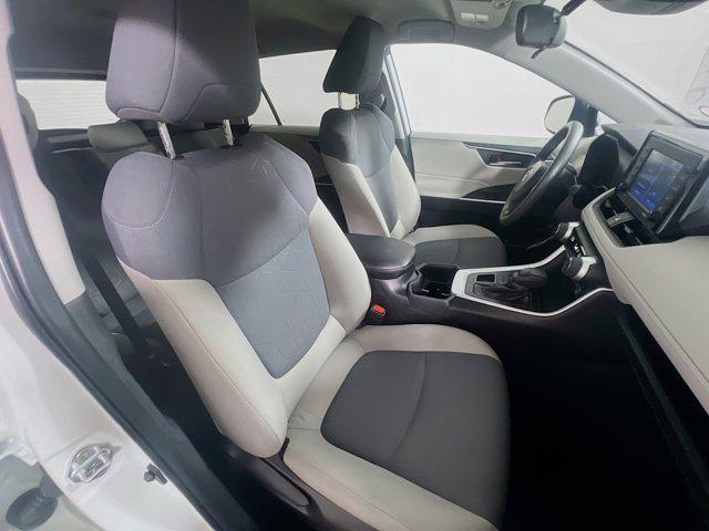 Photo of 2022 White Toyota RAV4